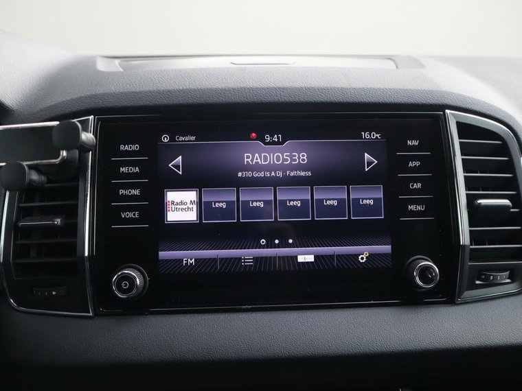 Vehicle Image 21