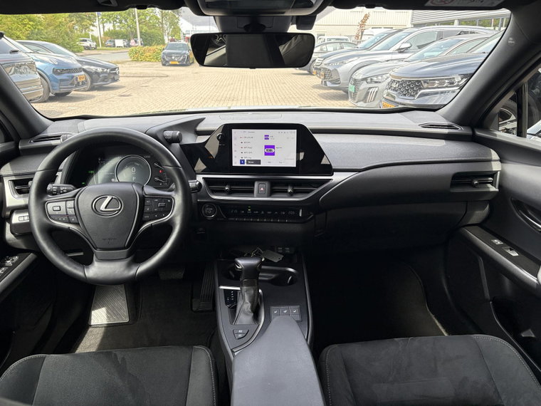 Vehicle Image 17
