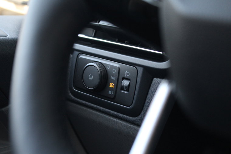 Vehicle Image 19