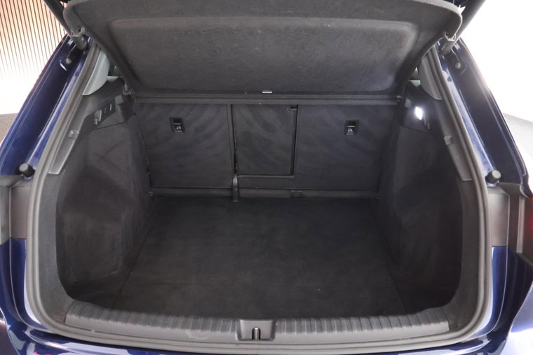 Vehicle Image 45