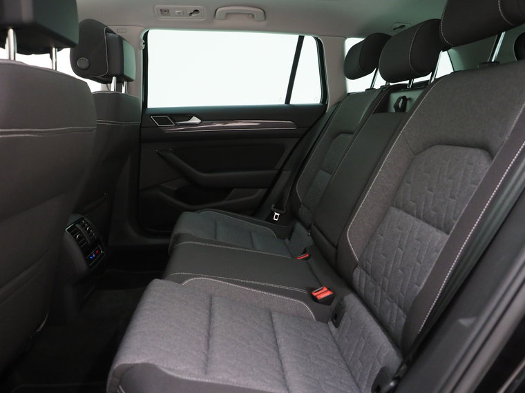 Vehicle Image 38