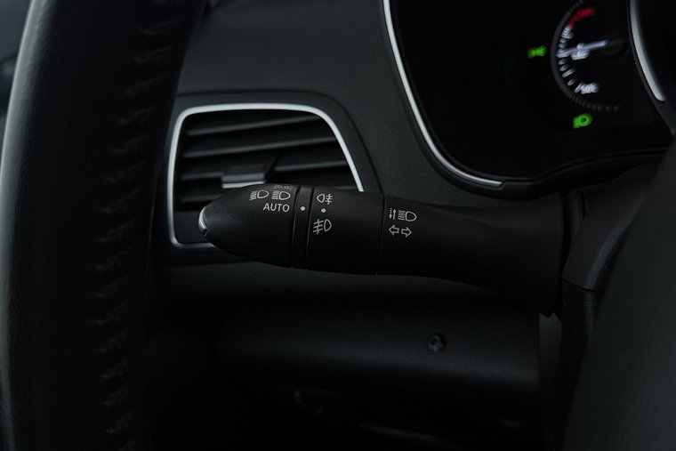 Vehicle Image 26