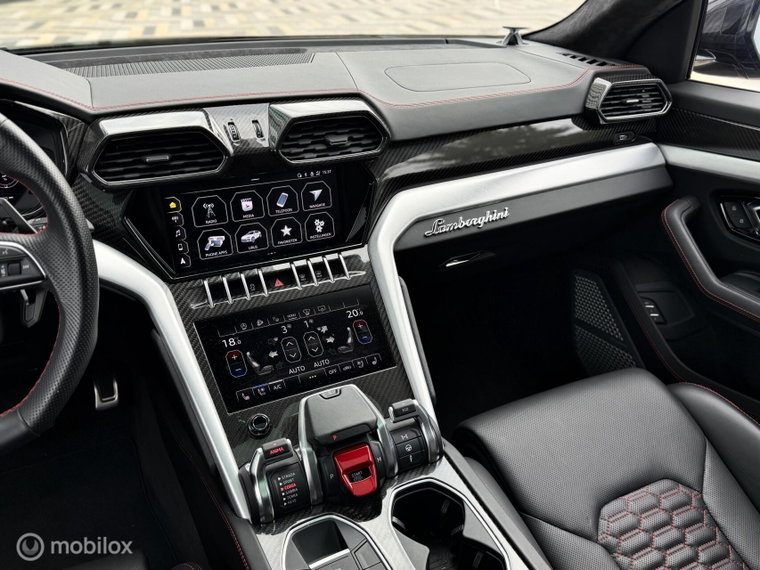 Vehicle Image 33