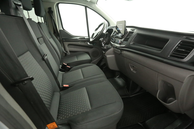 Vehicle Image 23