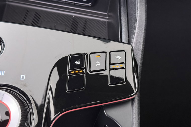 Vehicle Image 39