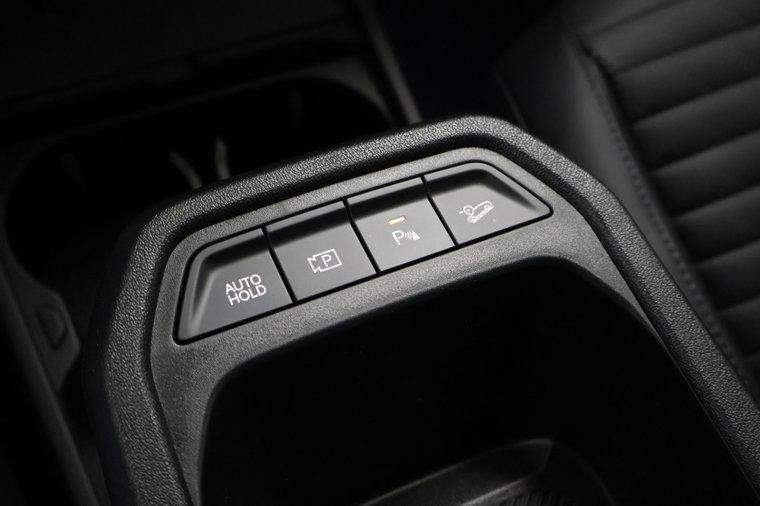 Vehicle Image 26