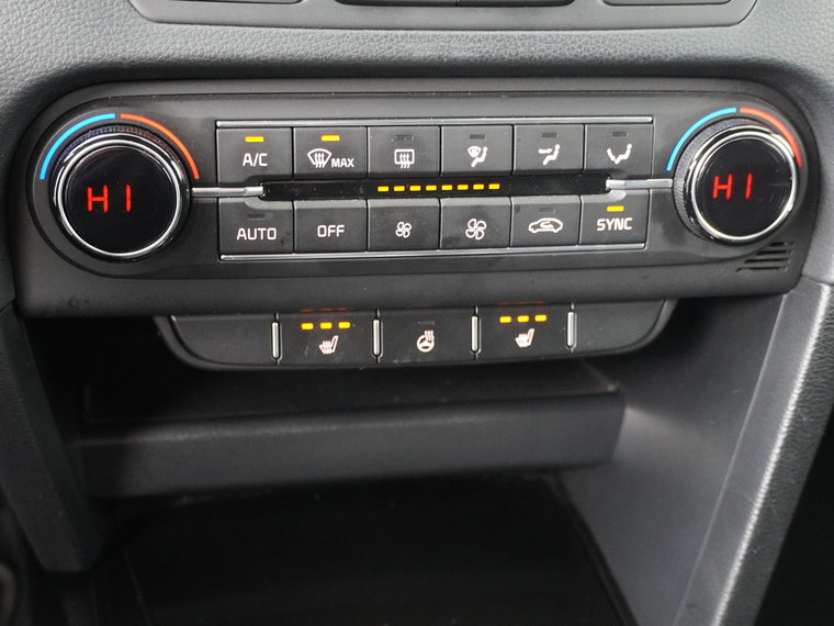 Vehicle Image 29
