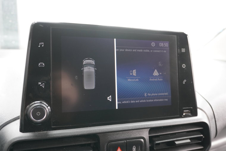 Vehicle Image 13