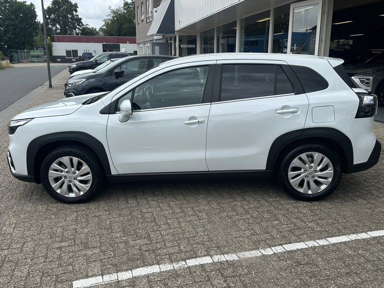 Vehicle Image 13