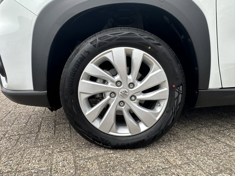 Vehicle Image 15