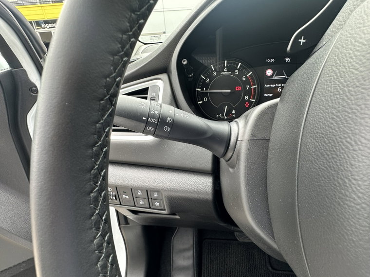 Vehicle Image 23