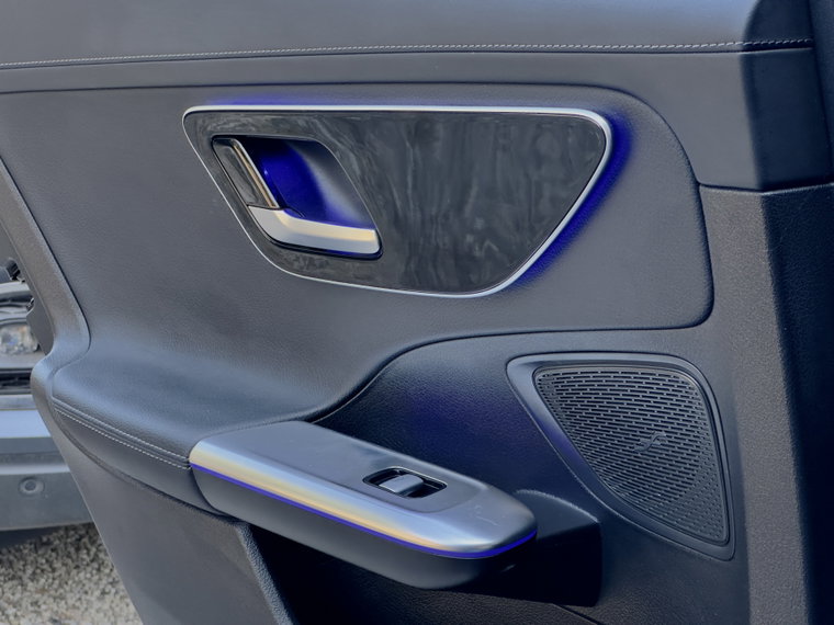 Vehicle Image 35