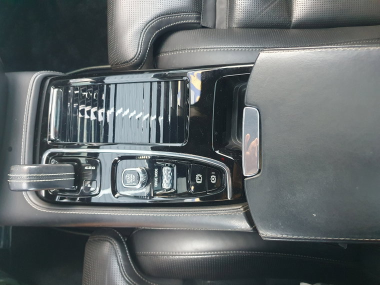 Vehicle Image 52