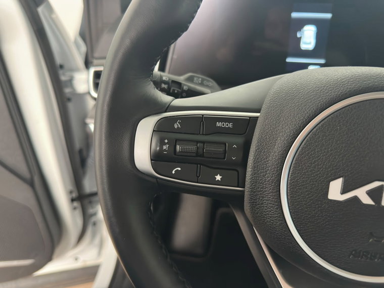 Vehicle Image 40
