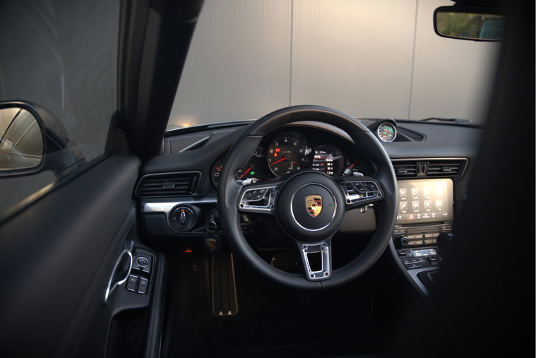 Vehicle Image 27