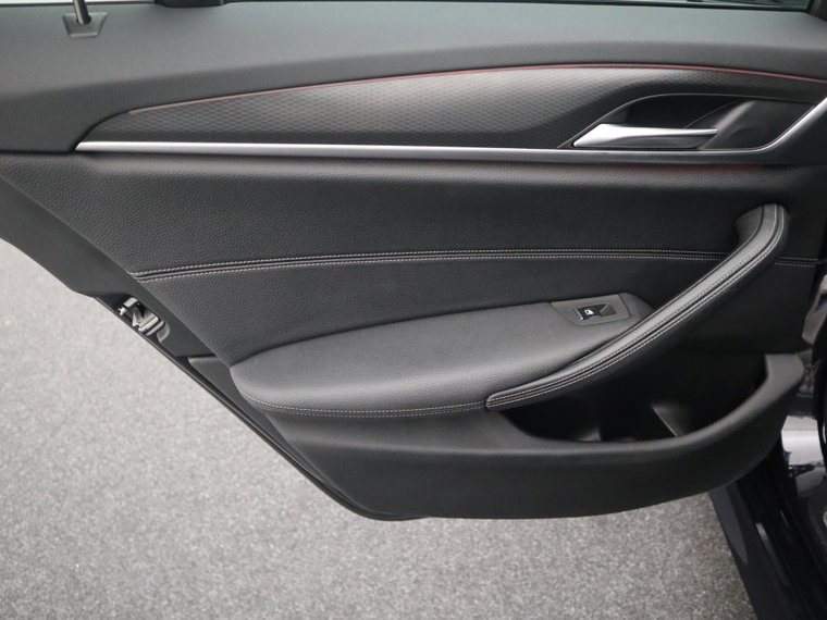 Vehicle Image 45