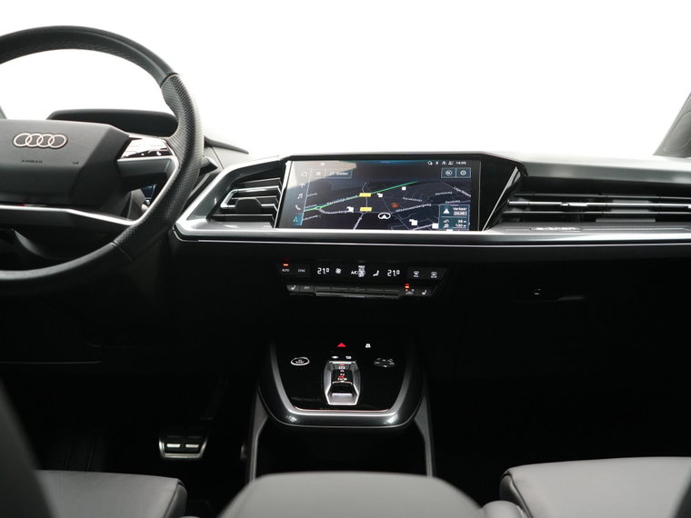 Vehicle Image 39