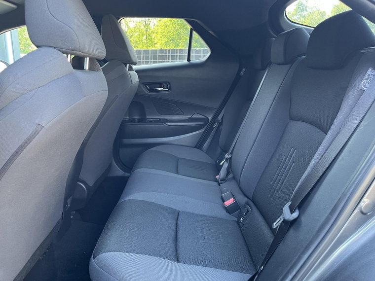 Vehicle Image 12