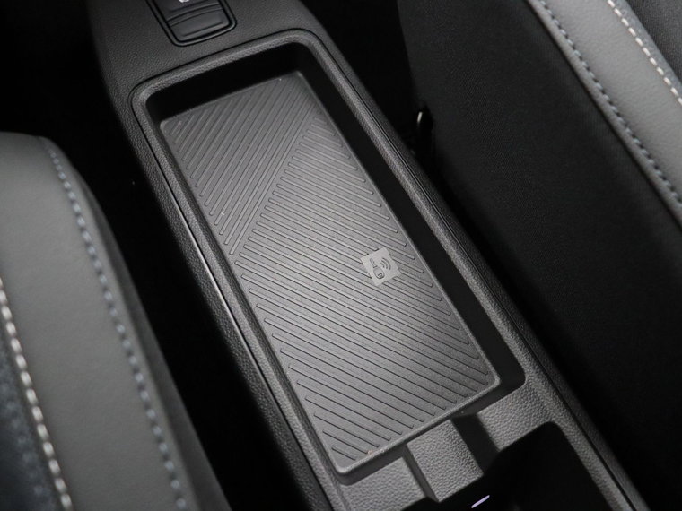 Vehicle Image 33