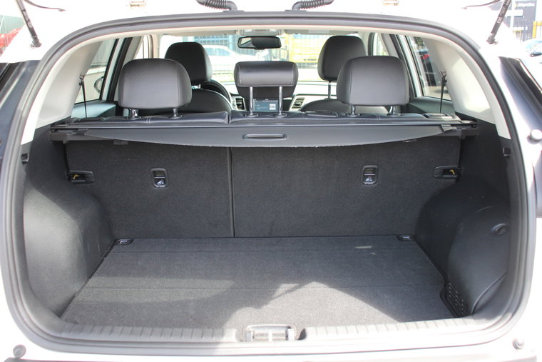 Vehicle Image 15