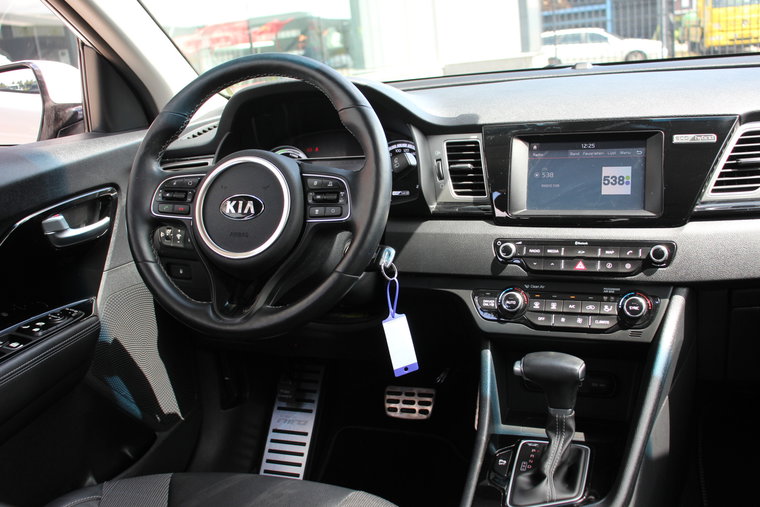 Vehicle Image 11