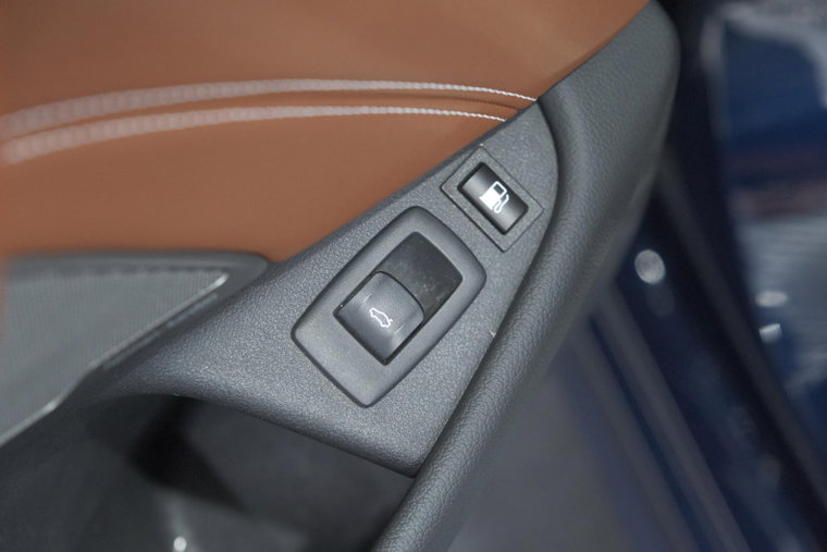 Vehicle Image 37