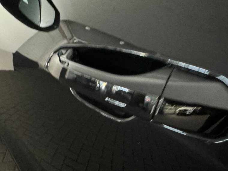 Vehicle Image 34