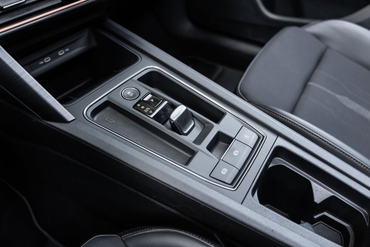 Vehicle Image 38