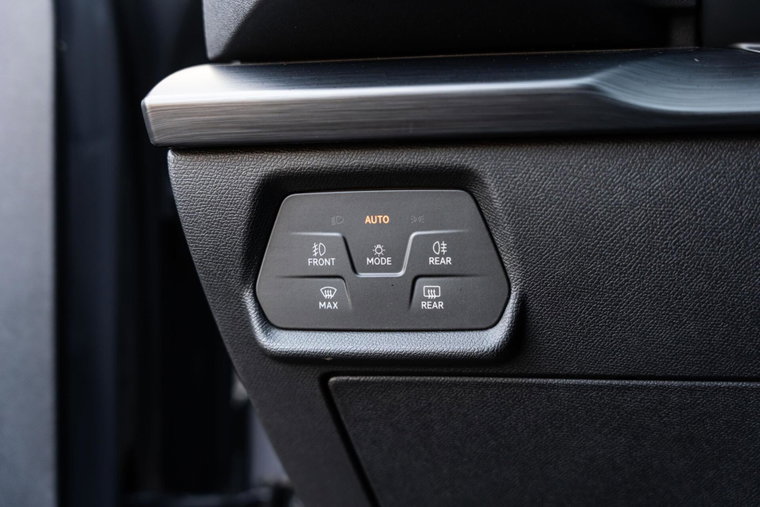 Vehicle Image 60