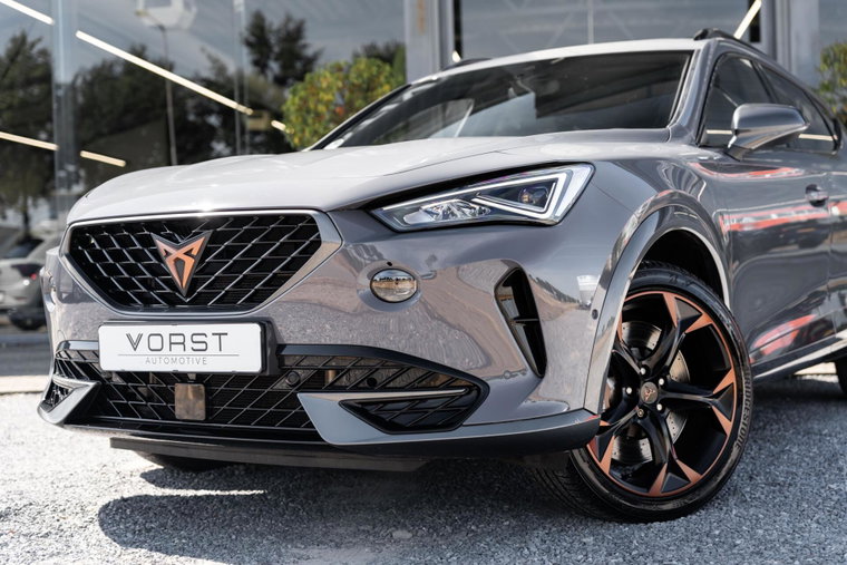 Vehicle Image 9