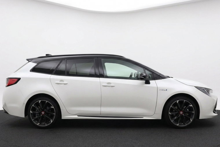 Vehicle Image 6