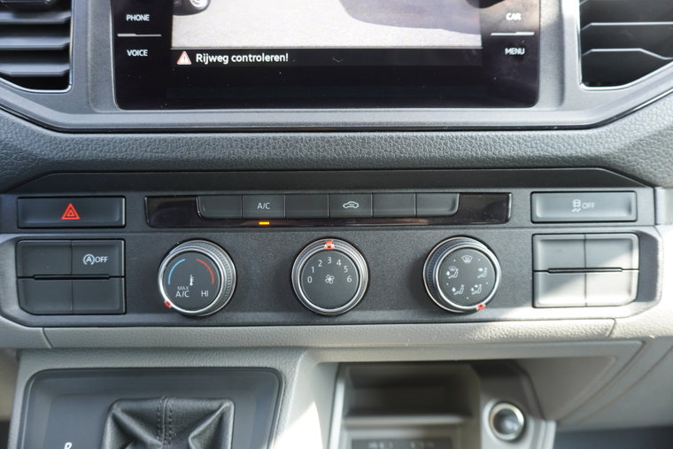 Vehicle Image 29