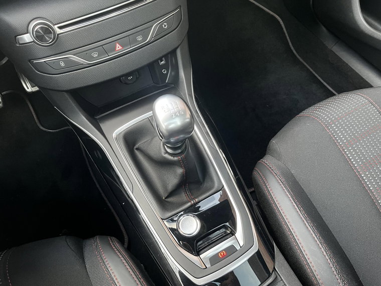 Vehicle Image 22