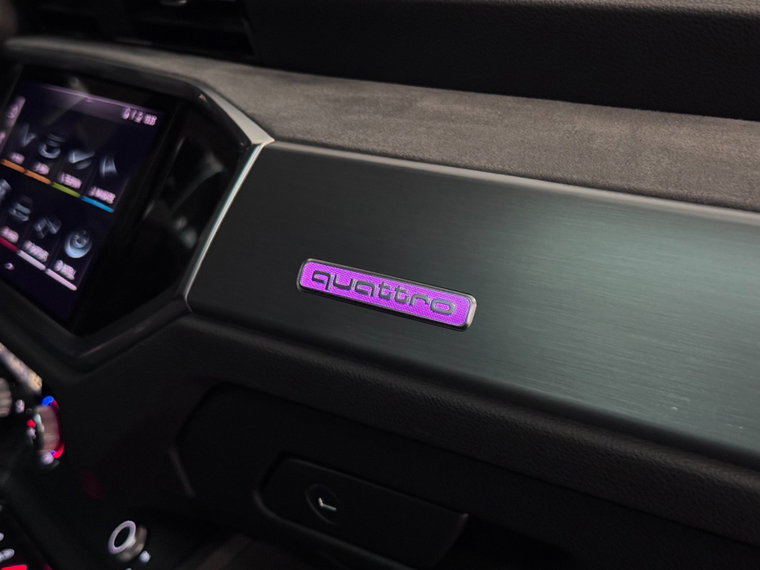 Vehicle Image 42