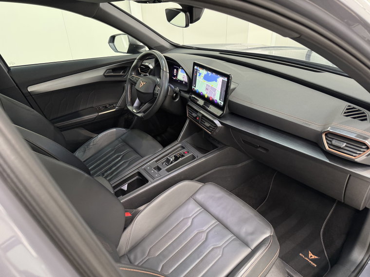 Vehicle Image 23