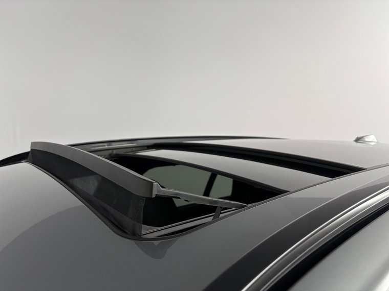 Vehicle Image 39