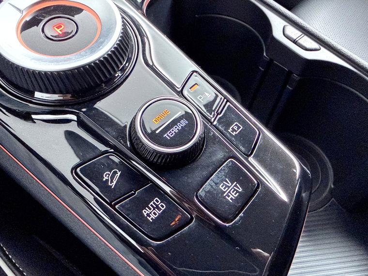 Vehicle Image 23