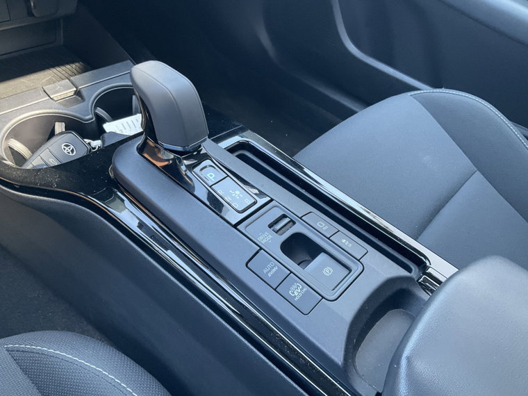 Vehicle Image 18