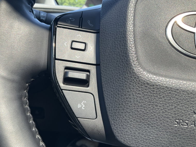 Vehicle Image 22