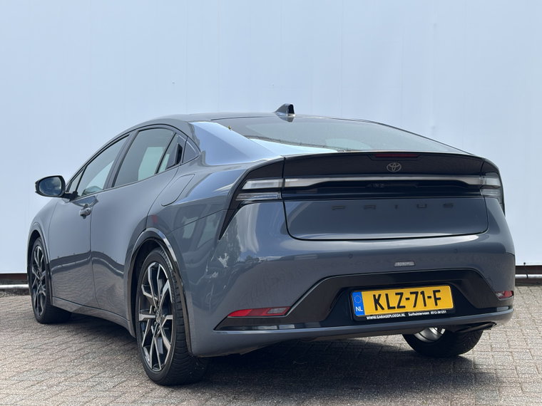 Vehicle Image 27