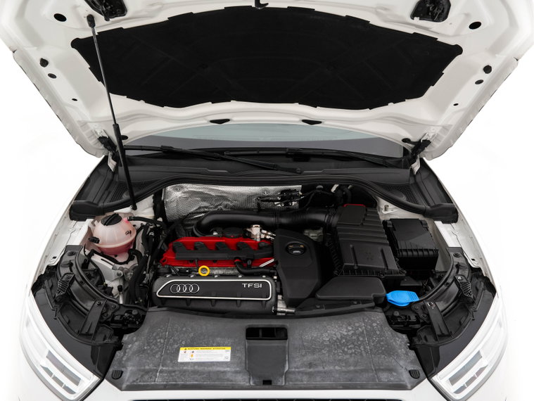 Vehicle Image 30