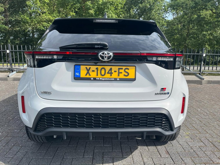 Vehicle Image 15
