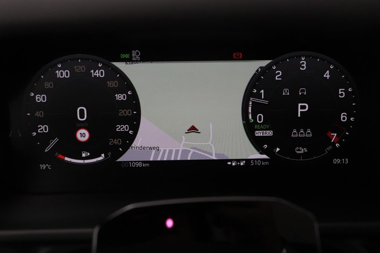 Vehicle Image 19