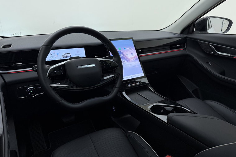 Vehicle Image 19