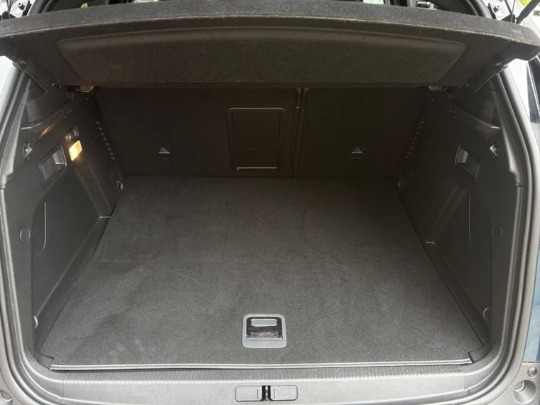 Vehicle Image 27