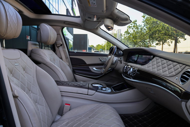 Vehicle Image 15