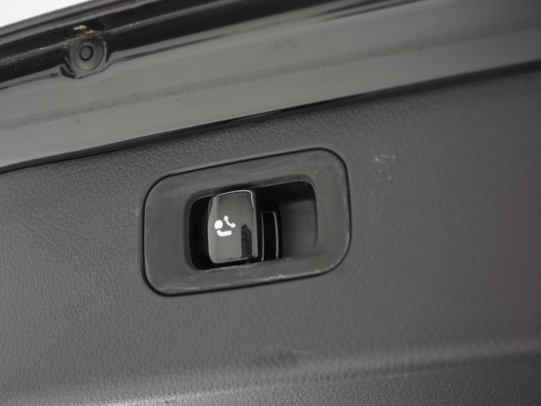 Vehicle Image 39