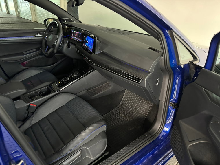 Vehicle Image 36