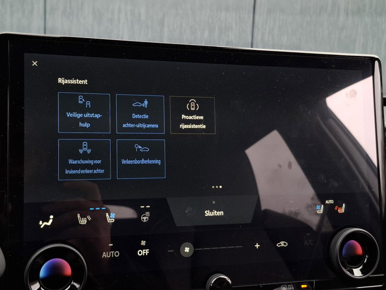 Vehicle Image 35