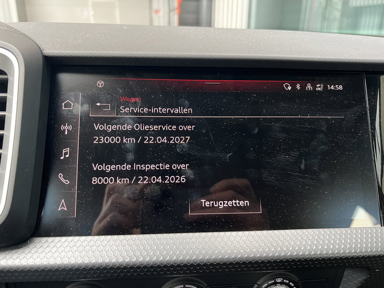Vehicle Image 30